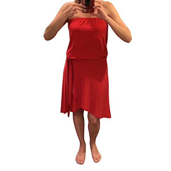 Veronica M Red Polka dot Strapless dress
Size: XS - Picture 3 of 9